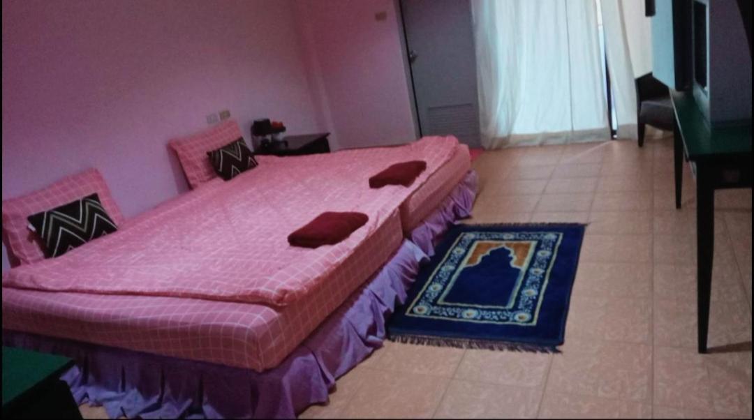 Apartments Thai Smile Pattaya Buitenkant foto