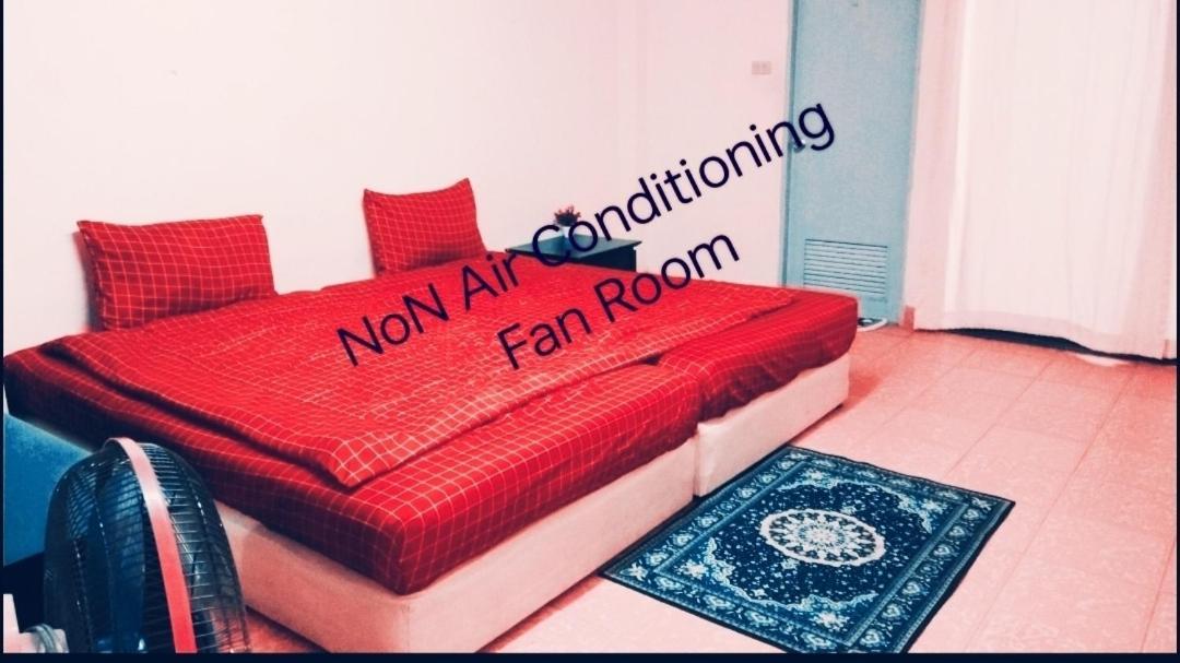 Apartments Thai Smile Pattaya Buitenkant foto